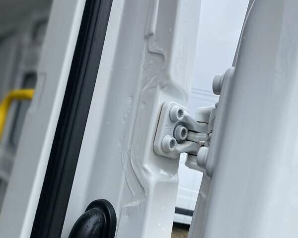 Білий МАН TGE, об'ємом двигуна 2.08 л та пробігом 353 тис. км за 26450 $, фото 30 на Automoto.ua