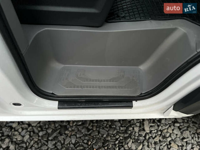 Белый МАН TGE, объемом двигателя 2 л и пробегом 177 тыс. км за 28900 $, фото 27 на Automoto.ua