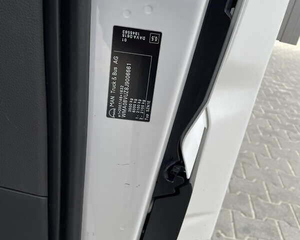 Белый МАН TGE, объемом двигателя 1.97 л и пробегом 252 тыс. км за 18900 $, фото 32 на Automoto.ua