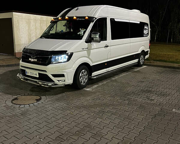 Белый МАН TGE, объемом двигателя 1.97 л и пробегом 400 тыс. км за 27000 $, фото 7 на Automoto.ua