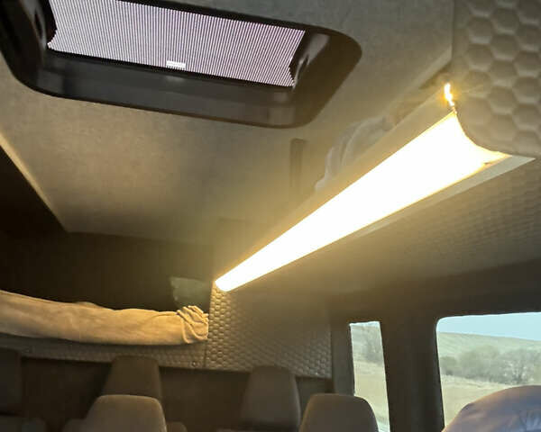 МАН TGE 2019 у Львові на Automoto.ua Синій МАН TGE, об'ємом двигуна 2 л та пробігом 290 тис. км за 25999 $, фото 41 на Automoto.ua