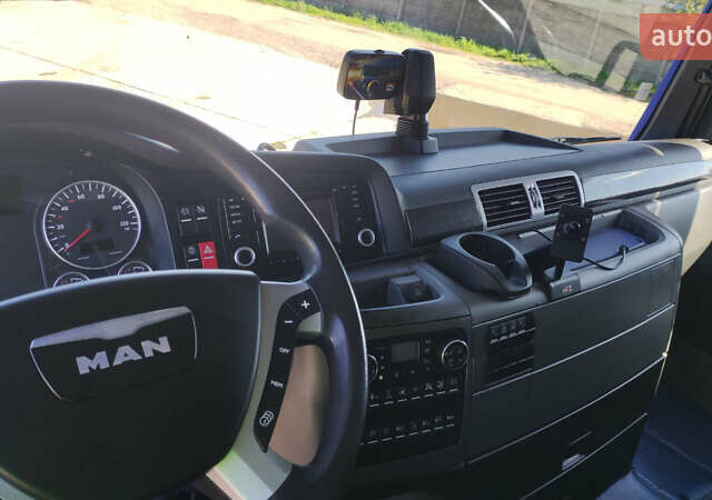 Синий МАН TGX 18.560, объемом двигателя 15.26 л и пробегом 480 тыс. км за 25000 $, фото 25 на Automoto.ua
