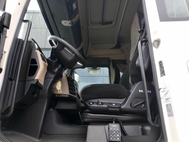 МАН TGX 18.460, об'ємом двигуна 0 л та пробігом 0 тис. км за 33900 $, фото 17 на Automoto.ua