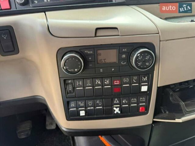 Желтый МАН TGX 18.460, объемом двигателя 0 л и пробегом 504 тыс. км за 25393 $, фото 2 на Automoto.ua