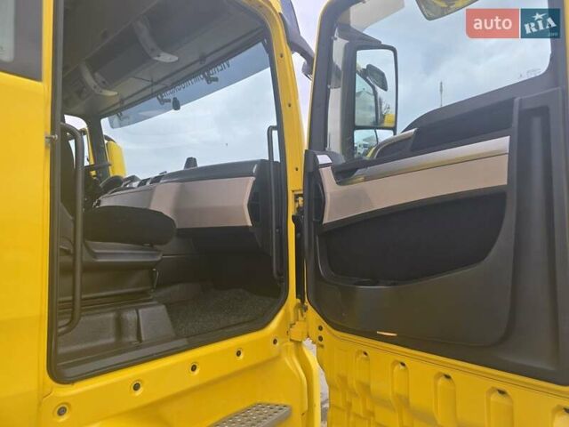Желтый МАН TGX 18.460, объемом двигателя 0 л и пробегом 504 тыс. км за 25393 $, фото 23 на Automoto.ua