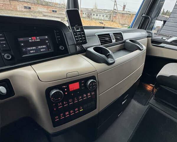 Синий МАН TGX 18.460, объемом двигателя 0 л и пробегом 790 тыс. км за 26055 $, фото 32 на Automoto.ua