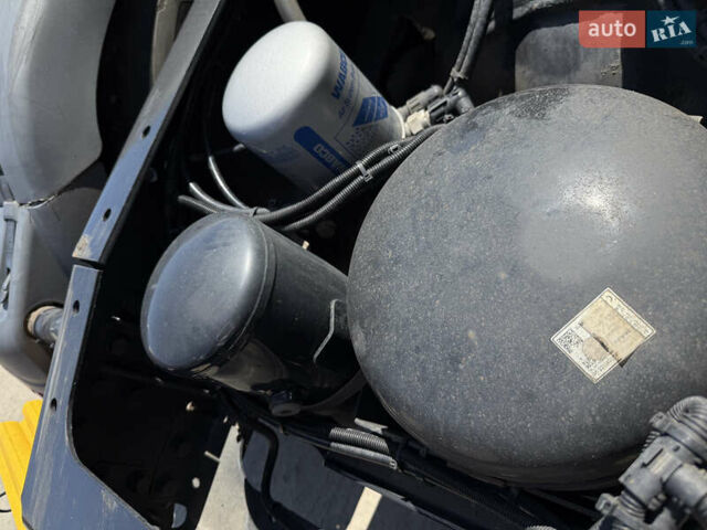 Помаранчевий МАН TGX 18.460, об'ємом двигуна 0 л та пробігом 560 тис. км за 31000 $, фото 12 на Automoto.ua