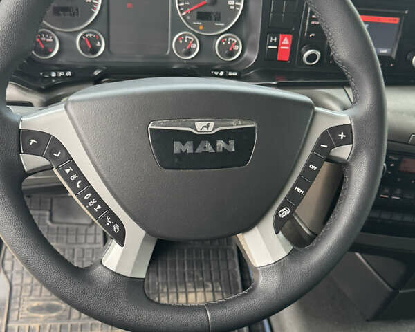 Белый МАН TGX 18.480, объемом двигателя 12.5 л и пробегом 769 тыс. км за 25000 $, фото 31 на Automoto.ua