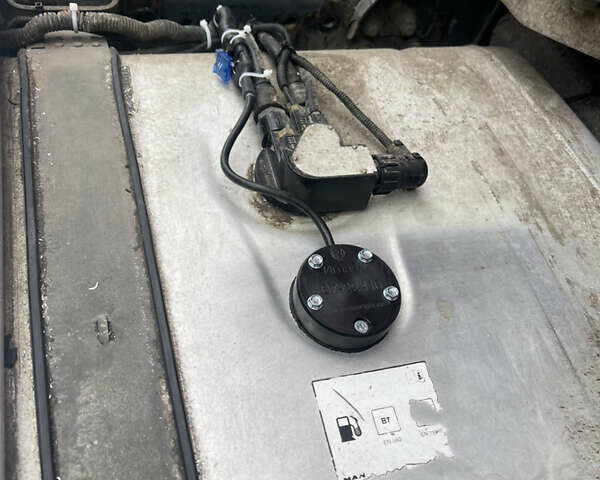 Красный МАН TGX 18.480, объемом двигателя 12.42 л и пробегом 1 тыс. км за 16000 $, фото 27 на Automoto.ua