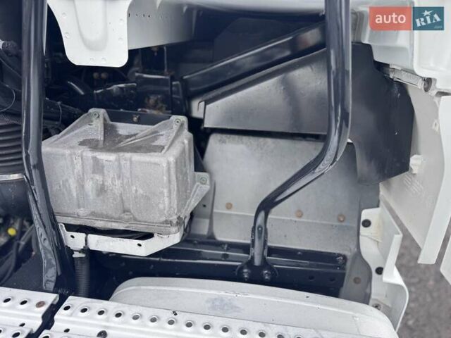 МАН TGX 18.480, объемом двигателя 12.4 л и пробегом 800 тыс. км за 23911 $, фото 18 на Automoto.ua