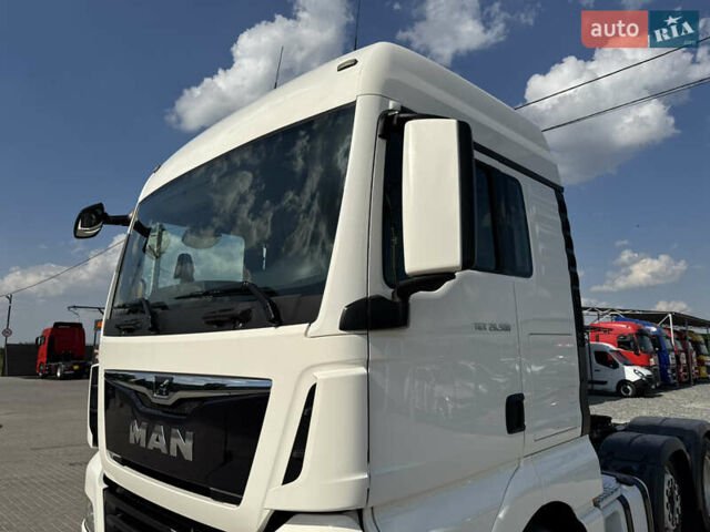Белый МАН TGX 18.500, объемом двигателя 12.8 л и пробегом 613 тыс. км за 35319 $, фото 13 на Automoto.ua