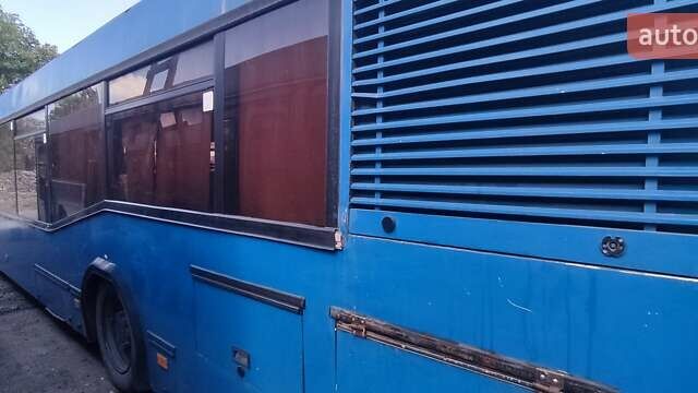 МАЗ 103 2006 у Миколаєві на Automoto.ua Синій МАЗ 103, об'ємом двигуна 7.12 л та пробігом 251 тис. км за 4200 $, фото 7 на Automoto.ua