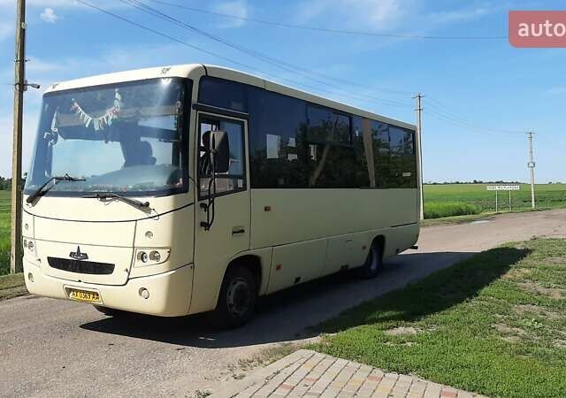 Бежевый МАЗ 256, объемом двигателя 4.75 л и пробегом 500 тыс. км за 10000 $, фото 2 на Automoto.ua