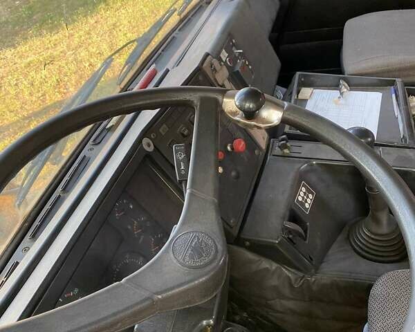Желтый МАЗ 3577, объемом двигателя 11.15 л и пробегом 27 тыс. км за 55000 $, фото 6 на Automoto.ua