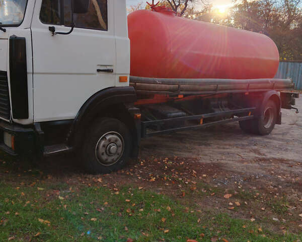 МАЗ 437041 2006 в Боярка на Automoto.ua Белый МАЗ 437041, объемом двигателя 4.75 л и пробегом 329 тыс. км за 12900 $, фото 1 на Automoto.ua