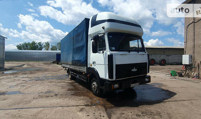 Белый МАЗ 437041, объемом двигателя 4.75 л и пробегом 247 тыс. км за 9000 $, фото 1 на Automoto.ua