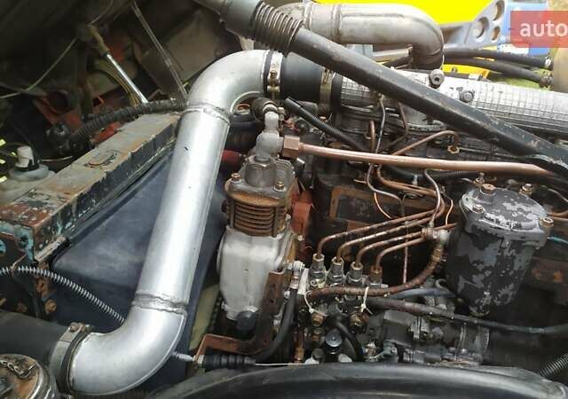 Оранжевый МАЗ 437041, объемом двигателя 4.75 л и пробегом 325 тыс. км за 2350 $, фото 16 на Automoto.ua