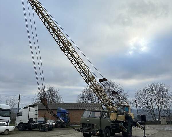 Зеленый МАЗ 5334, объемом двигателя 11.1 л и пробегом 1 тыс. км за 6900 $, фото 1 на Automoto.ua