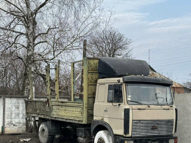 Бежевый МАЗ 53366, объемом двигателя 14.86 л и пробегом 200 тыс. км за 10100 $, фото 1 на Automoto.ua