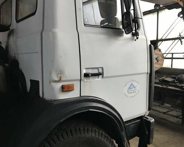 МАЗ 5337 2006 в Днепре (Днепропетровске) на Automoto.ua Белый МАЗ 5337, объемом двигателя 0 л и пробегом 10 тыс. км за 40000 $, фото 4 на Automoto.ua