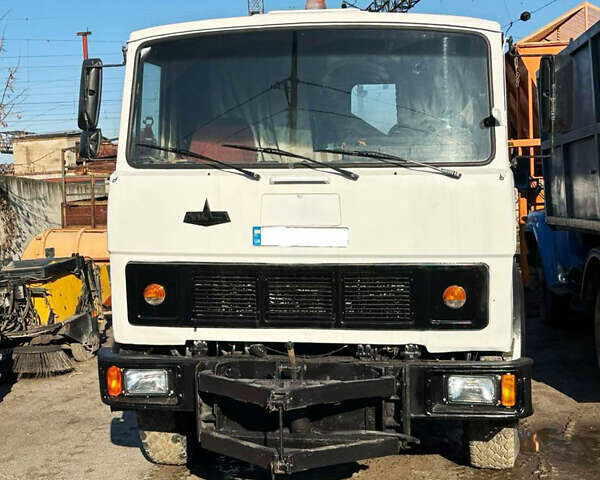 Белый МАЗ 5337, объемом двигателя 11.15 л и пробегом 150 тыс. км за 13000 $, фото 1 на Automoto.ua