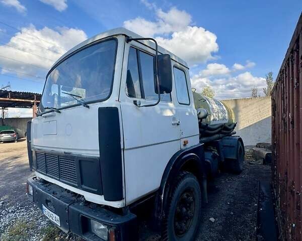 Белый МАЗ 53371, объемом двигателя 11.15 л и пробегом 222 тыс. км за 7500 $, фото 2 на Automoto.ua