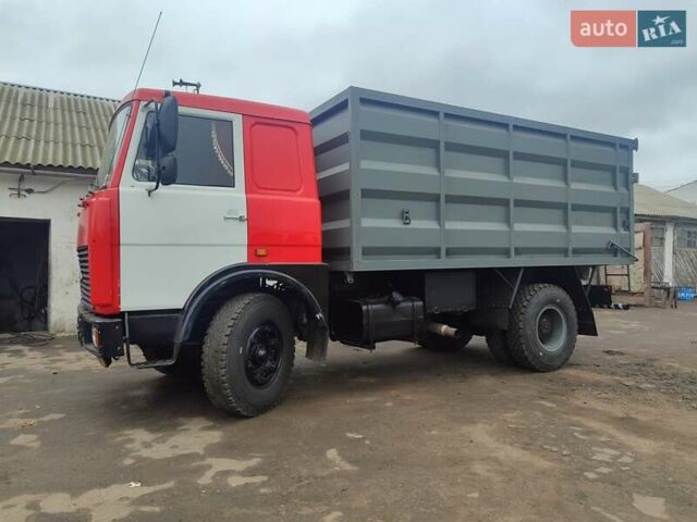 Красный МАЗ 53371, объемом двигателя 11.15 л и пробегом 40 тыс. км за 12000 $, фото 1 на Automoto.ua