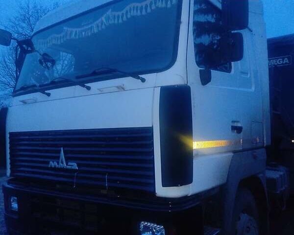 МАЗ 5440А8 2012 в Диканьке на Automoto.ua Белый МАЗ 5440А8, объемом двигателя 14.8 л и пробегом 398 тыс. км за 7000 $, фото 3 на Automoto.ua