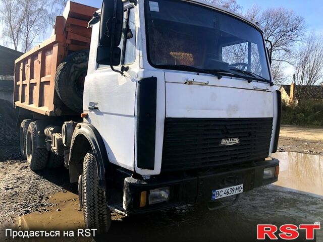 Белый МАЗ 5516, объемом двигателя 14.9 л и пробегом 200 тыс. км за 16500 $, фото 1 на Automoto.ua
