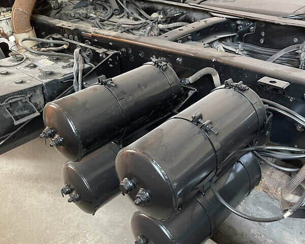 МАЗ 5516, объемом двигателя 0 л и пробегом 100 тыс. км за 14000 $, фото 5 на Automoto.ua