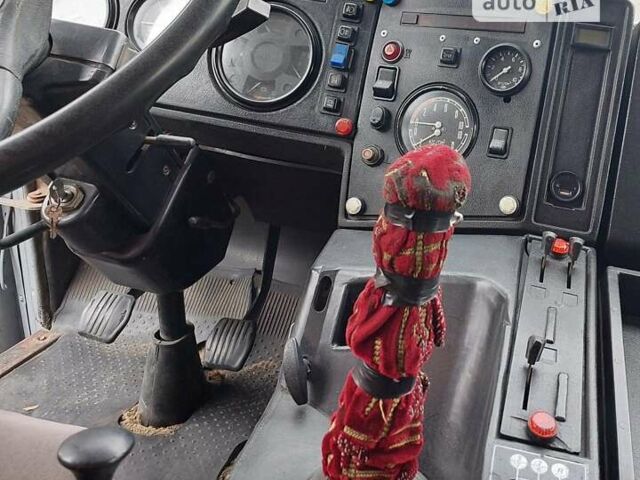 Серый МАЗ 5516, объемом двигателя 14.86 л и пробегом 200 тыс. км за 12500 $, фото 15 на Automoto.ua