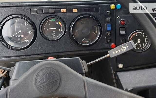 Серый МАЗ 5516, объемом двигателя 14.86 л и пробегом 200 тыс. км за 12500 $, фото 14 на Automoto.ua