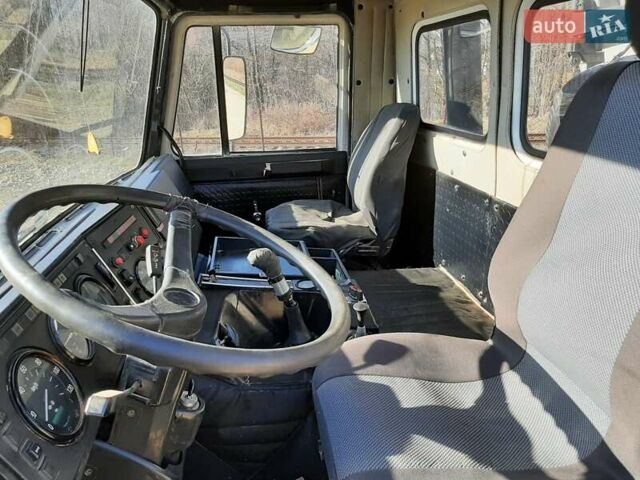 Белый МАЗ 551605, объемом двигателя 14.86 л и пробегом 190 тыс. км за 11600 $, фото 11 на Automoto.ua