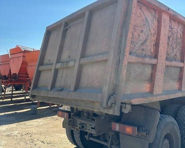 Белый МАЗ 551605, объемом двигателя 15 л и пробегом 506 тыс. км за 10000 $, фото 3 на Automoto.ua