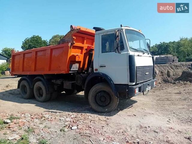 Белый МАЗ 551605, объемом двигателя 14.86 л и пробегом 120 тыс. км за 10500 $, фото 5 на Automoto.ua