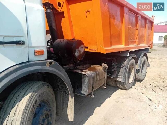 Белый МАЗ 551605, объемом двигателя 14.86 л и пробегом 120 тыс. км за 10500 $, фото 6 на Automoto.ua