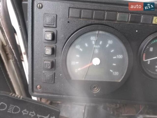 Белый МАЗ 551605, объемом двигателя 14.86 л и пробегом 120 тыс. км за 10500 $, фото 3 на Automoto.ua