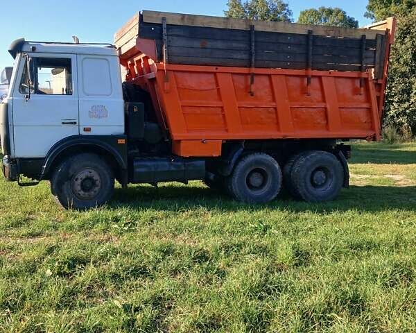 Білий МАЗ 551605, об'ємом двигуна 14.9 л та пробігом 270 тис. км за 12499 $, фото 9 на Automoto.ua