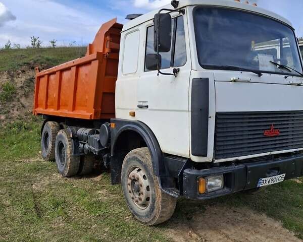 Белый МАЗ 551605, объемом двигателя 14.86 л и пробегом 260 тыс. км за 11999 $, фото 2 на Automoto.ua