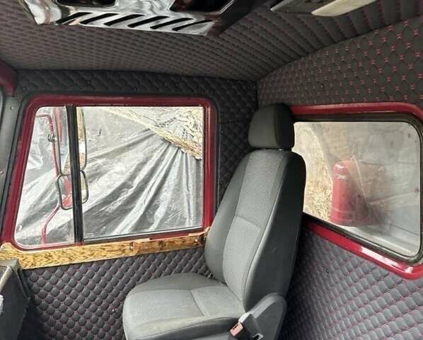 Красный МАЗ 5551, объемом двигателя 11.15 л и пробегом 110 тыс. км за 9700 $, фото 4 на Automoto.ua