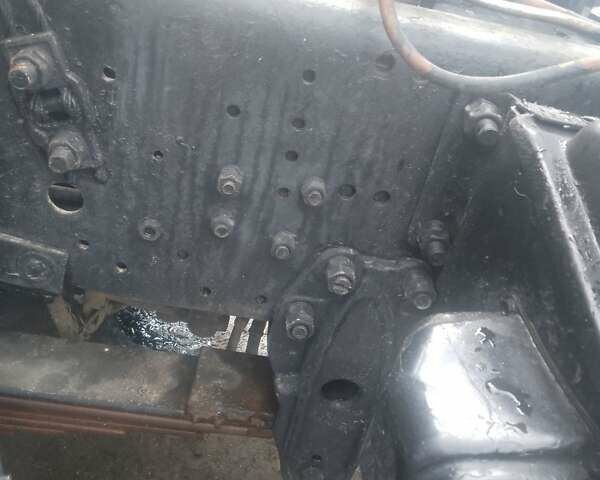 Белый МАЗ 555102, объемом двигателя 11.15 л и пробегом 350 тыс. км за 12800 $, фото 21 на Automoto.ua