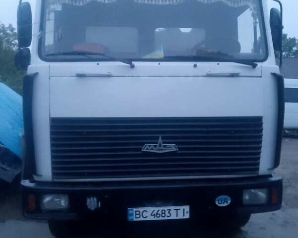 Белый МАЗ 555102, объемом двигателя 11.15 л и пробегом 350 тыс. км за 12800 $, фото 18 на Automoto.ua