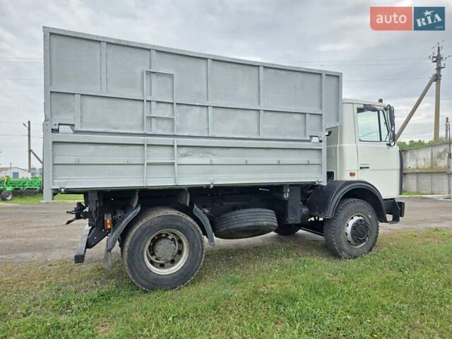 МАЗ 555102 2008 в Полтаве на Automoto.ua Белый МАЗ 555102, объемом двигателя 11.15 л и пробегом 250 тыс. км за 14000 $, фото 4 на Automoto.ua