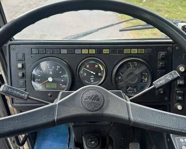 Белый МАЗ 555102, объемом двигателя 11.15 л и пробегом 272 тыс. км за 11300 $, фото 34 на Automoto.ua