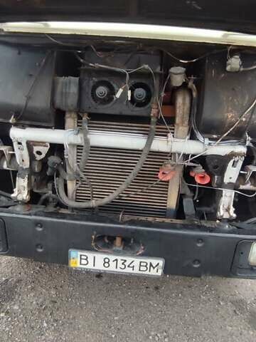 МАЗ 555102 2008 в Полтаве на Automoto.ua Белый МАЗ 555102, объемом двигателя 11.15 л и пробегом 250 тыс. км за 14000 $, фото 12 на Automoto.ua