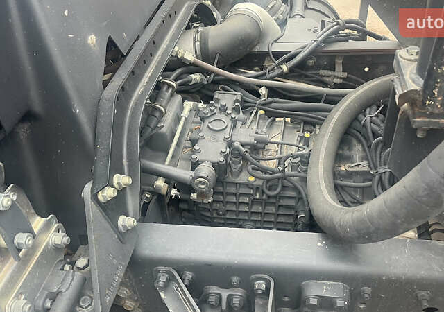 Синий МАЗ 5571, объемом двигателя 6.65 л и пробегом 13 тыс. км за 140000 $, фото 12 на Automoto.ua