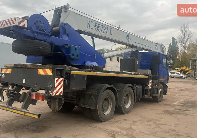 Синий МАЗ 5571, объемом двигателя 6.65 л и пробегом 13 тыс. км за 140000 $, фото 5 на Automoto.ua