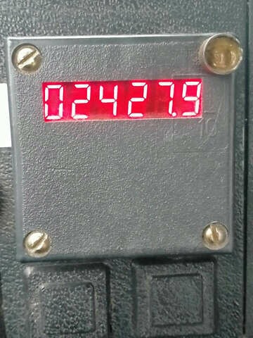 Синий МАЗ 5571, объемом двигателя 6.65 л и пробегом 13 тыс. км за 140000 $, фото 14 на Automoto.ua