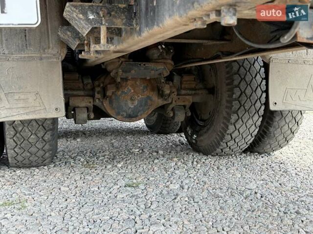 Белый МАЗ 630305, объемом двигателя 14.86 л и пробегом 200 тыс. км за 7800 $, фото 7 на Automoto.ua