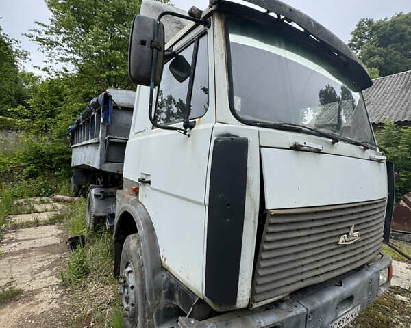 Белый МАЗ 6422, объемом двигателя 14.8 л и пробегом 50 тыс. км за 8000 $, фото 1 на Automoto.ua